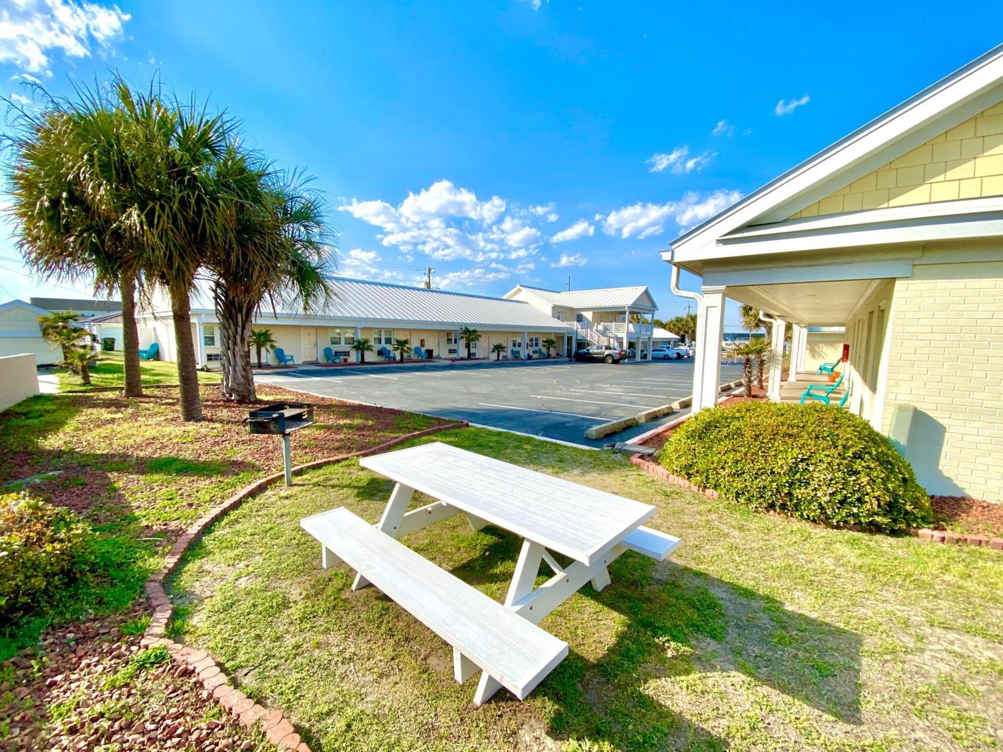 Island Inn Of Atlantic Beach Exterior foto
